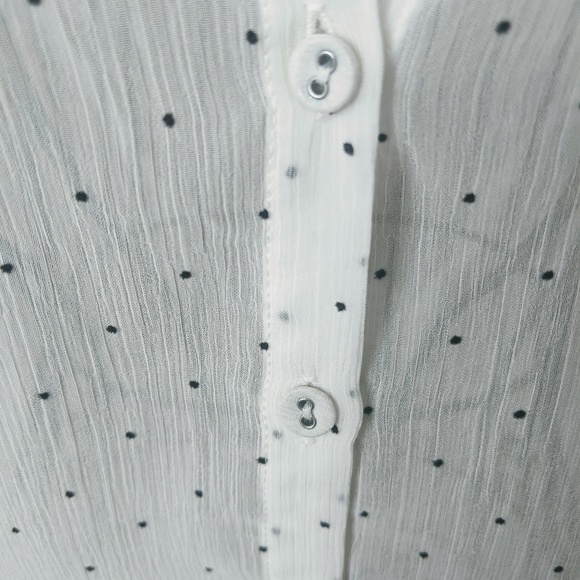 Guess tie front button down sheer shirt - Picture 4 of 8